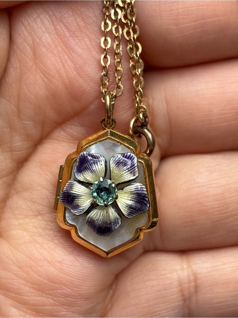 Vintage Gold Filled Mother of Pearl Floral Locket Necklace